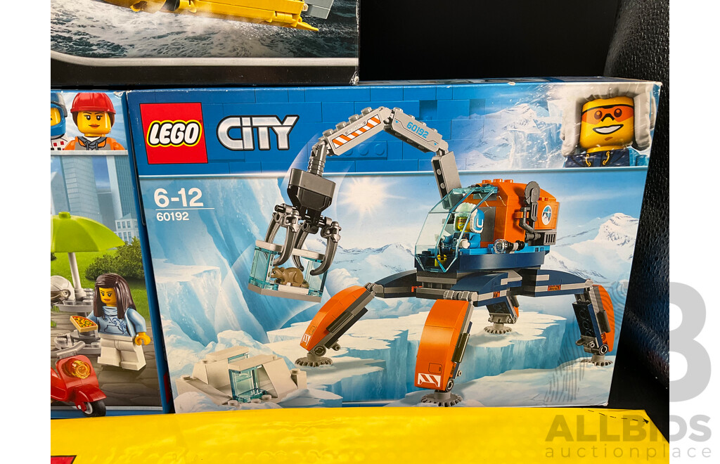 LEGO TECHNIC Racing Yacht 42074, CITY 60150 and 60192, MARVEL 76101, 2x LEGO Gray Baseplate 10701 - New Sealed in Box - Lot of 6