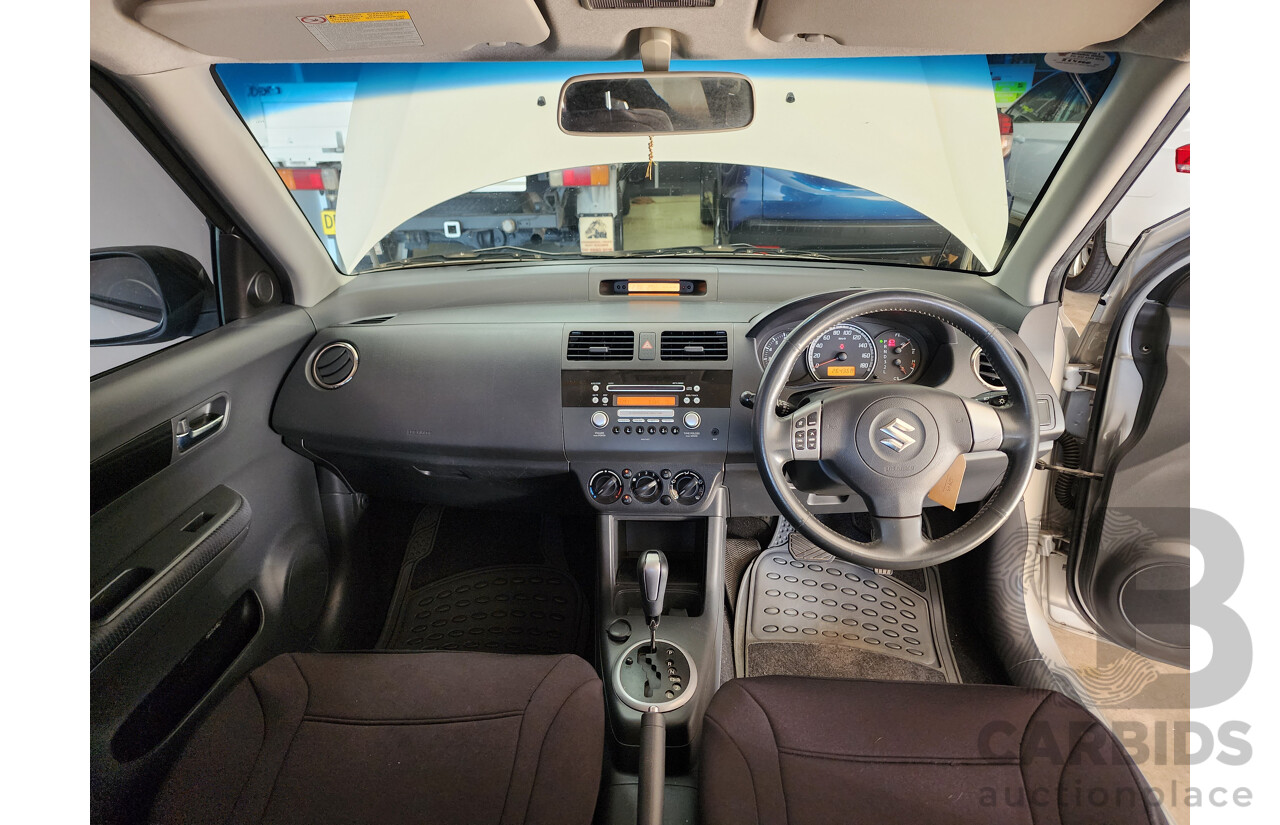 9/2009 Suzuki Swift  EZ 07 UPDATE 5d Hatchback Silver 1.5L