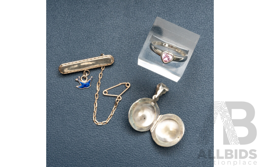 NEW - Sterling Silver Bluebird Baby Name Plate Brooch, Pink CZ Heart Ring & Round Locket, 11.14 Grams