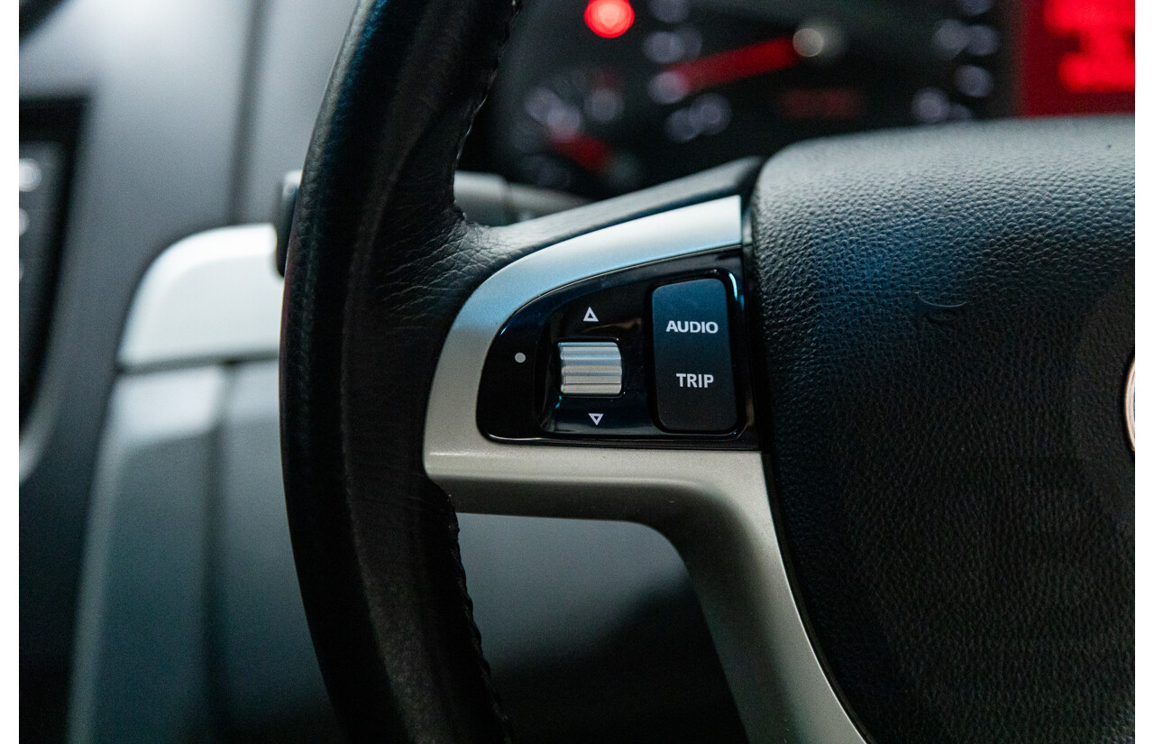 5/2012 Holden Commodore SV6 VE II MY12 4d Sportwagon Red 3.6L