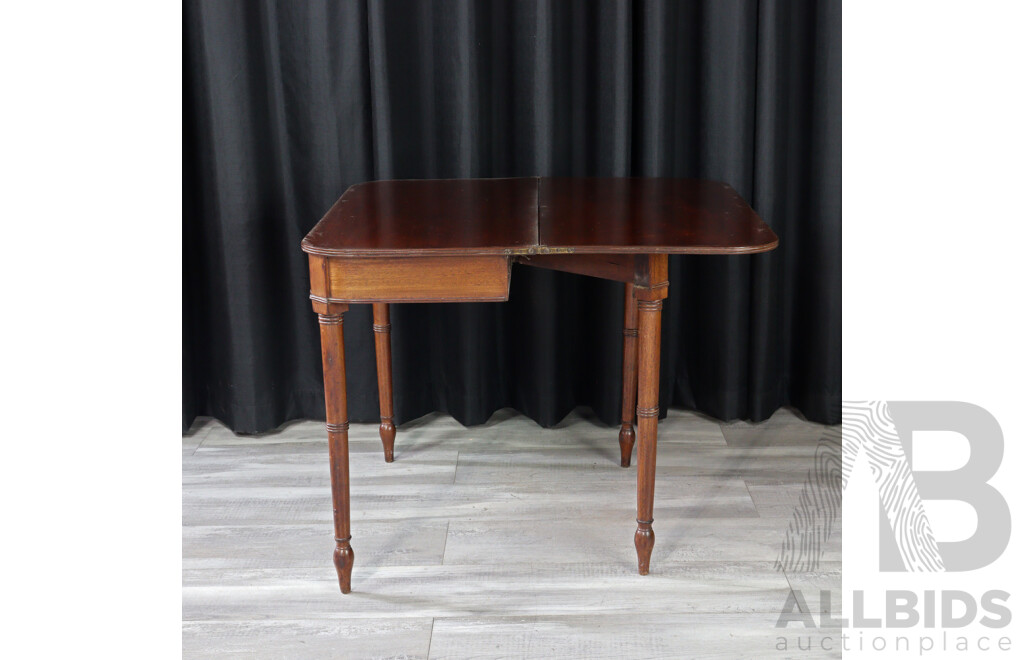 Victorian Mahogany Foldover Pembroke Table