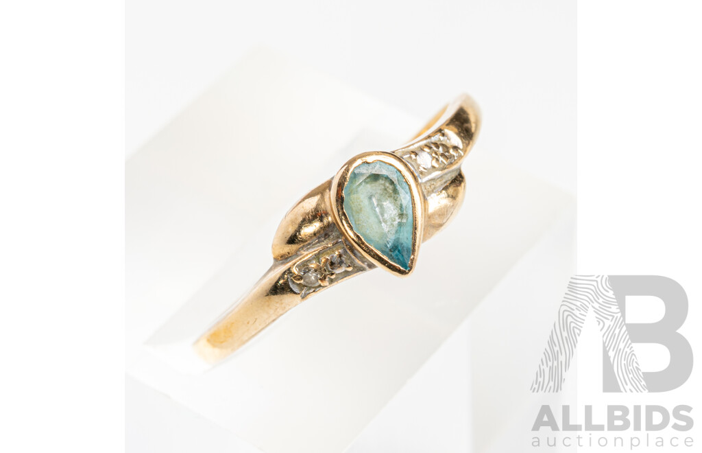 9ct Vintage Topaz & Diamond Ring, TDW 0.01ct, Size Q, 1.69 Grams