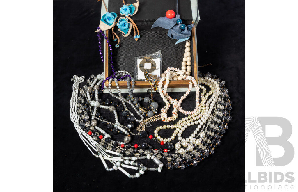 Collection of Vintage Jewellery in Book Style Trinket Box with Floral Motif