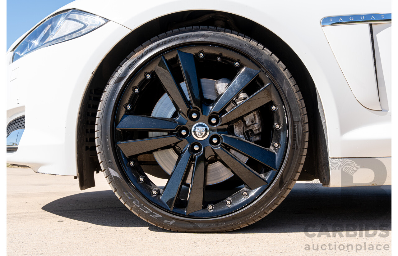 6/2012 Jaguar XF 5.0 V8 Luxury MY12 4d Sedan Polaris White V8 5.0L