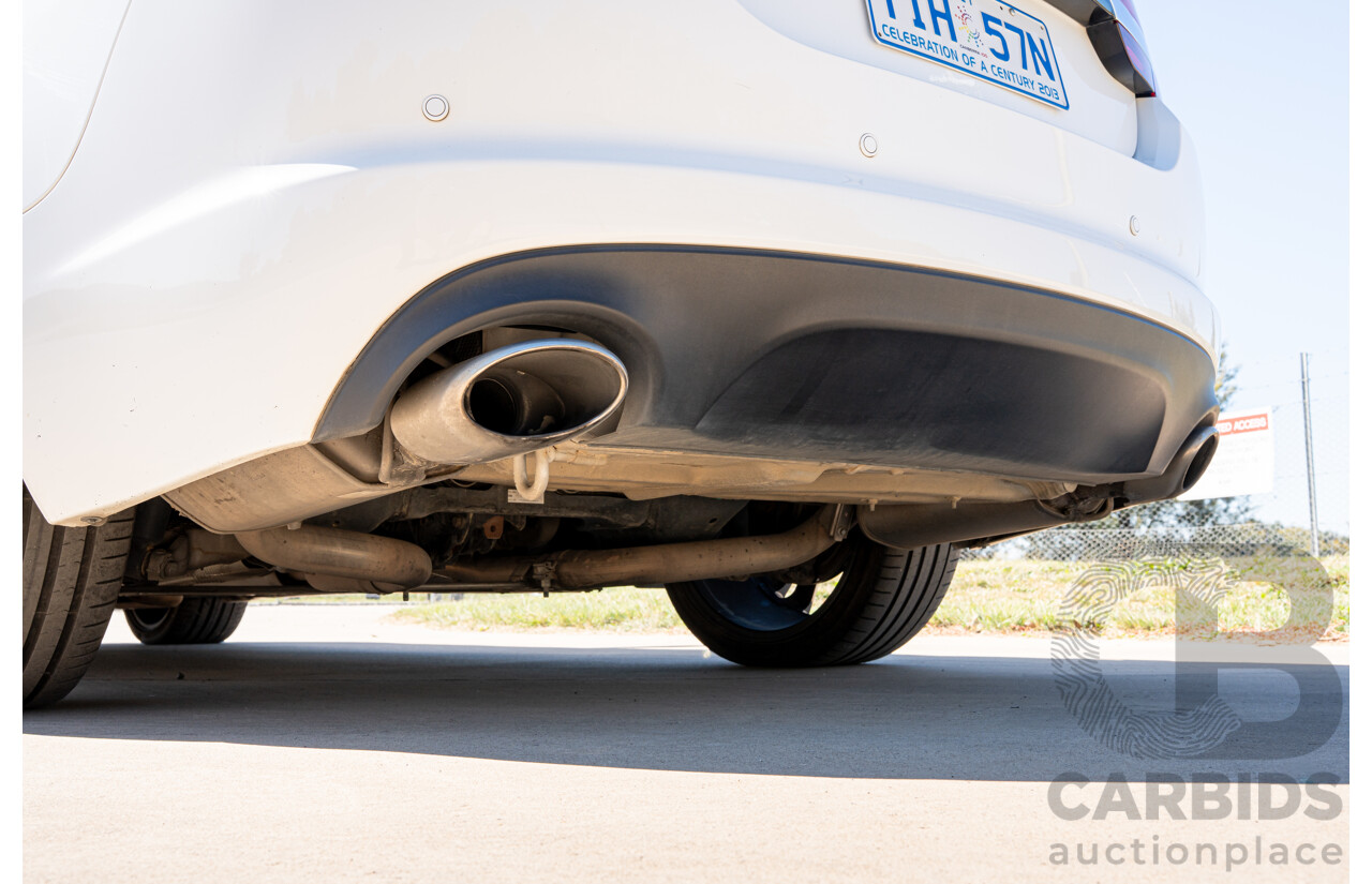 6/2012 Jaguar XF 5.0 V8 Luxury MY12 4d Sedan Polaris White V8 5.0L