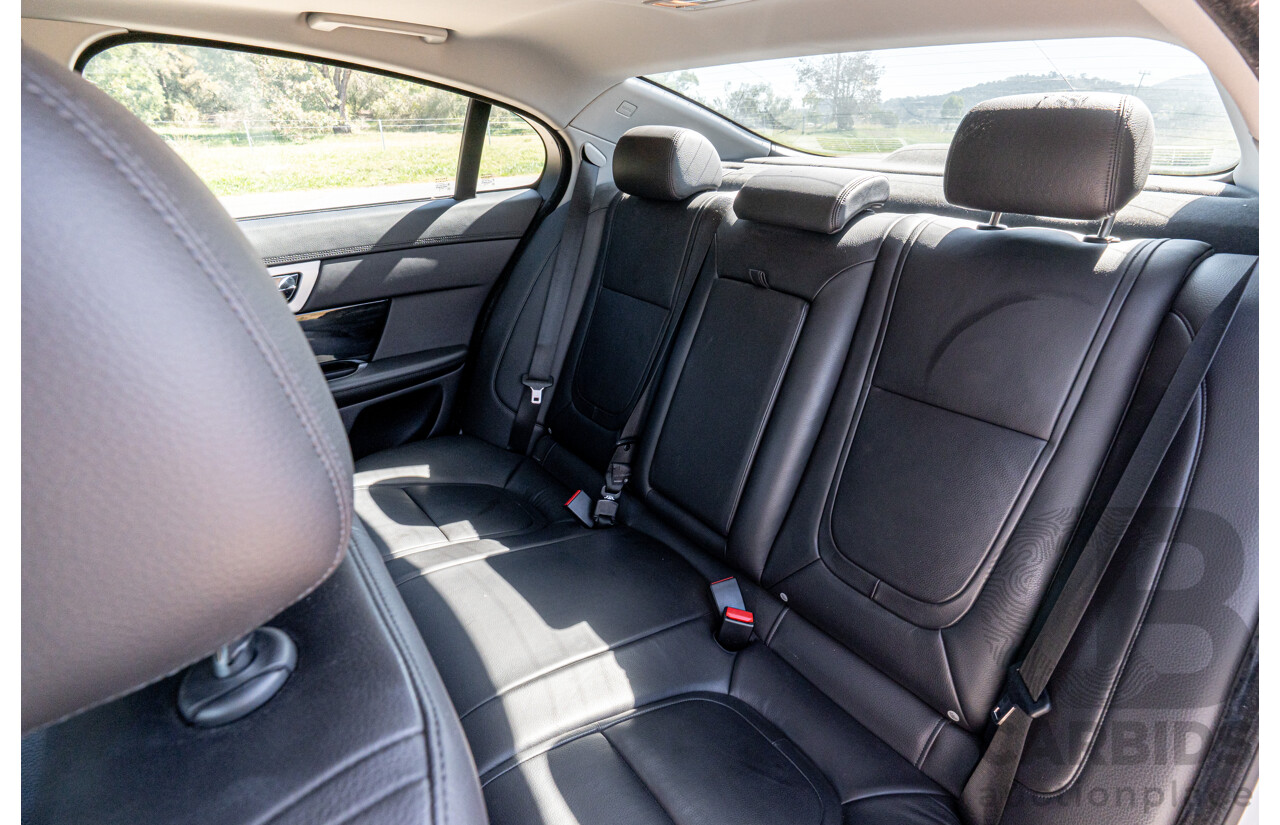 6/2012 Jaguar XF 5.0 V8 Luxury MY12 4d Sedan Polaris White V8 5.0L