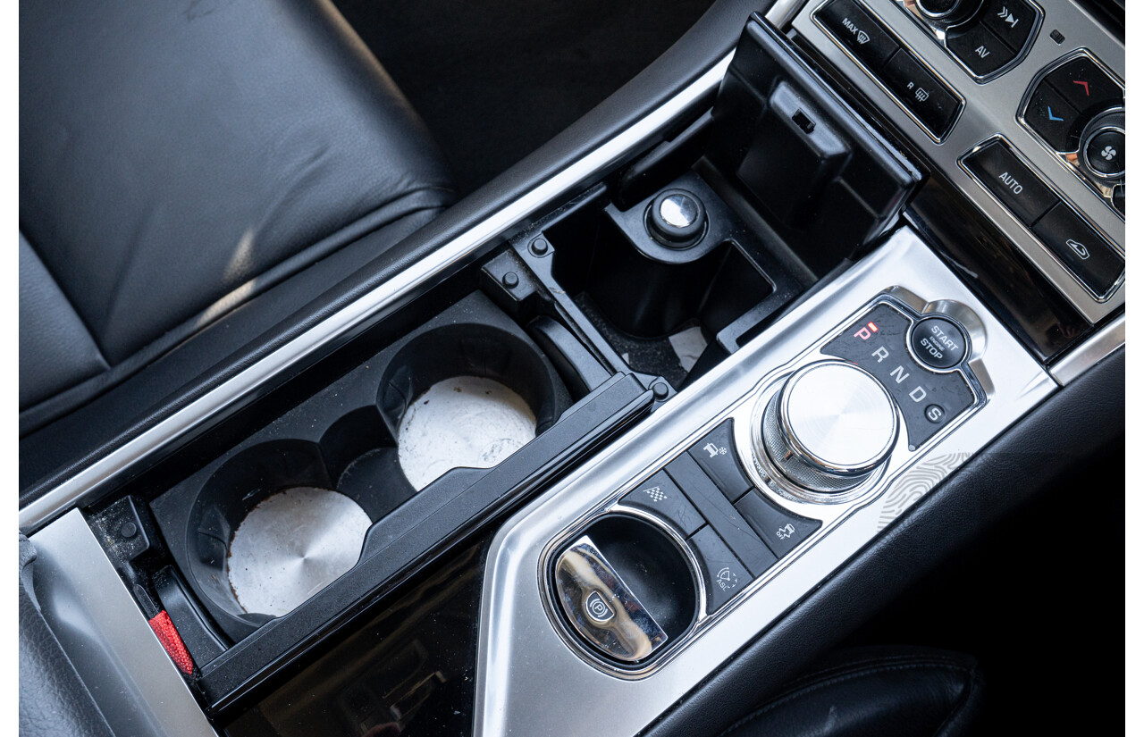 6/2012 Jaguar XF 5.0 V8 Luxury MY12 4d Sedan Polaris White V8 5.0L