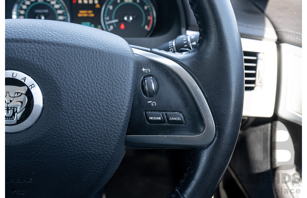 6/2012 Jaguar XF 5.0 V8 Luxury MY12 4d Sedan Polaris White V8 5.0L