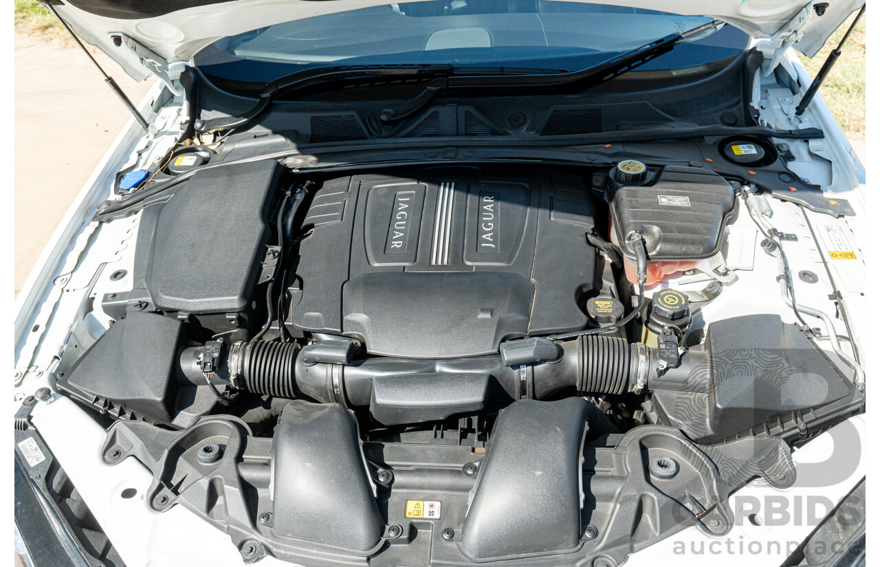 6/2012 Jaguar XF 5.0 V8 Luxury MY12 4d Sedan Polaris White V8 5.0L