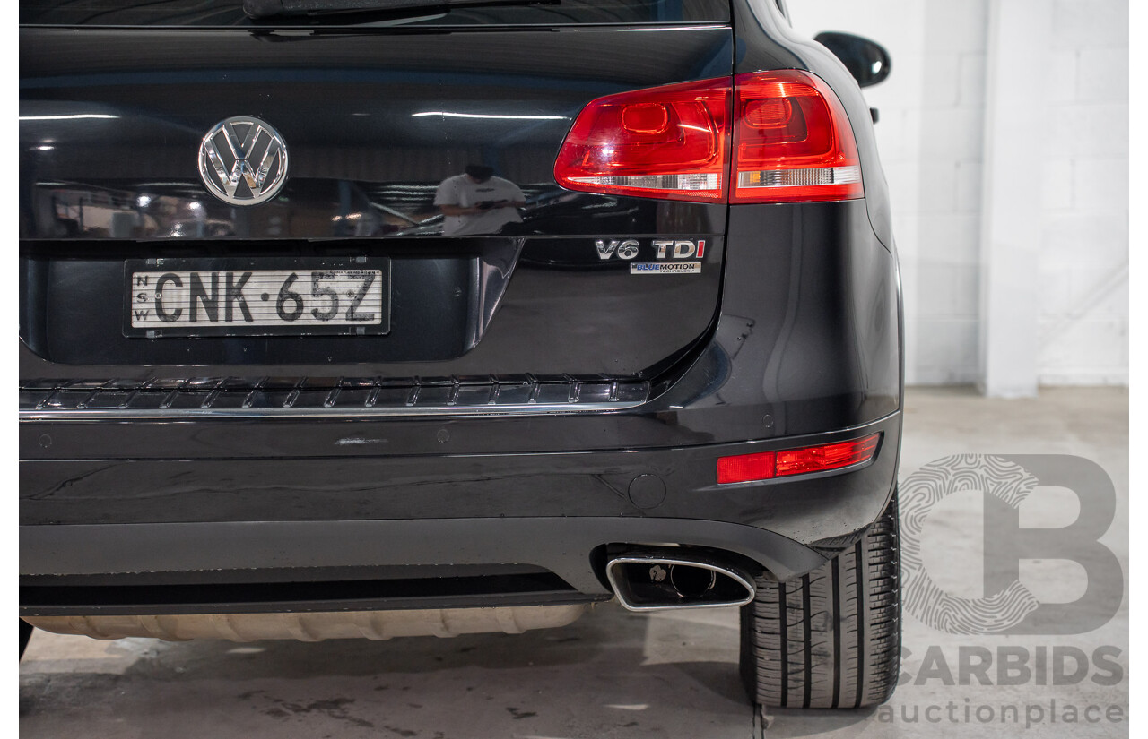 8/2012 Volkswagen Touareg V6 TDI 4xmotion 7P MY12 4d Wagon Deep Black Pearl Turbo Diesel V6 3.0L