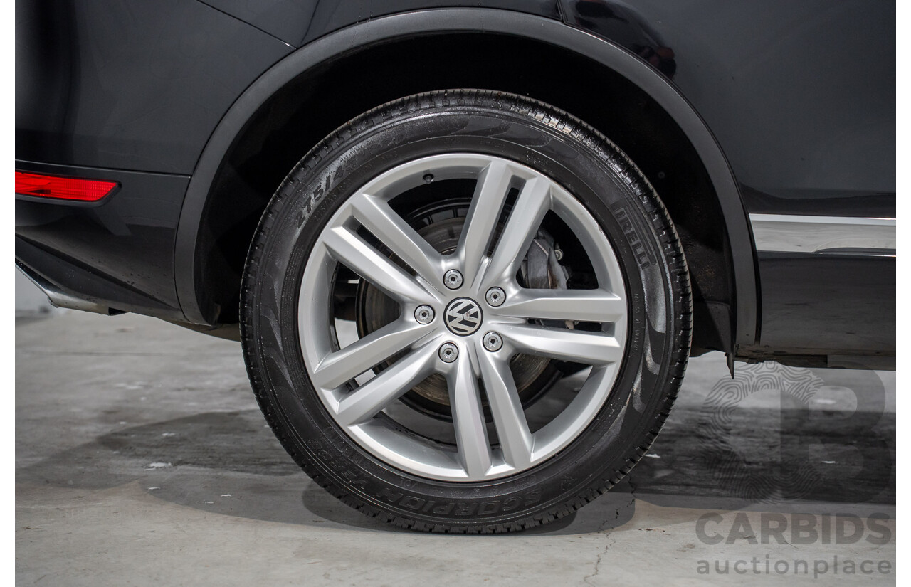 8/2012 Volkswagen Touareg V6 TDI 4xmotion 7P MY12 4d Wagon Deep Black Pearl Turbo Diesel V6 3.0L