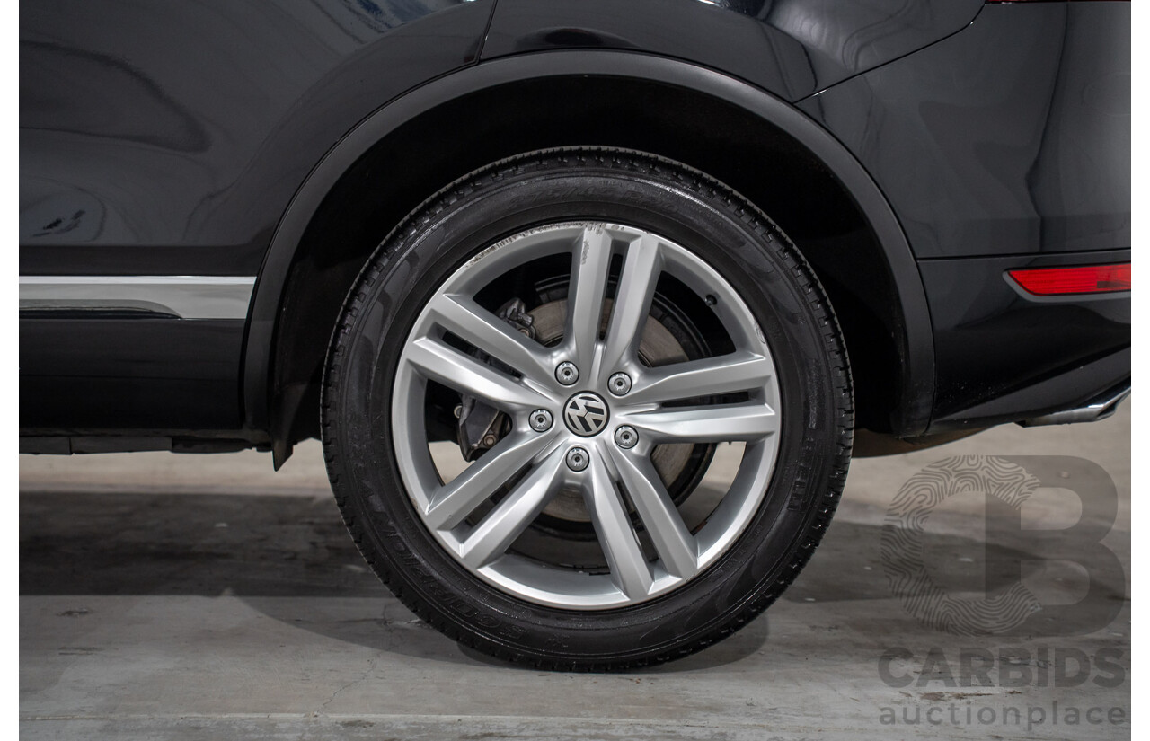 8/2012 Volkswagen Touareg V6 TDI 4Motion (AWD) 7P MY12 4d Wagon Deep Black Pearl Turbo Diesel V6 3.0L