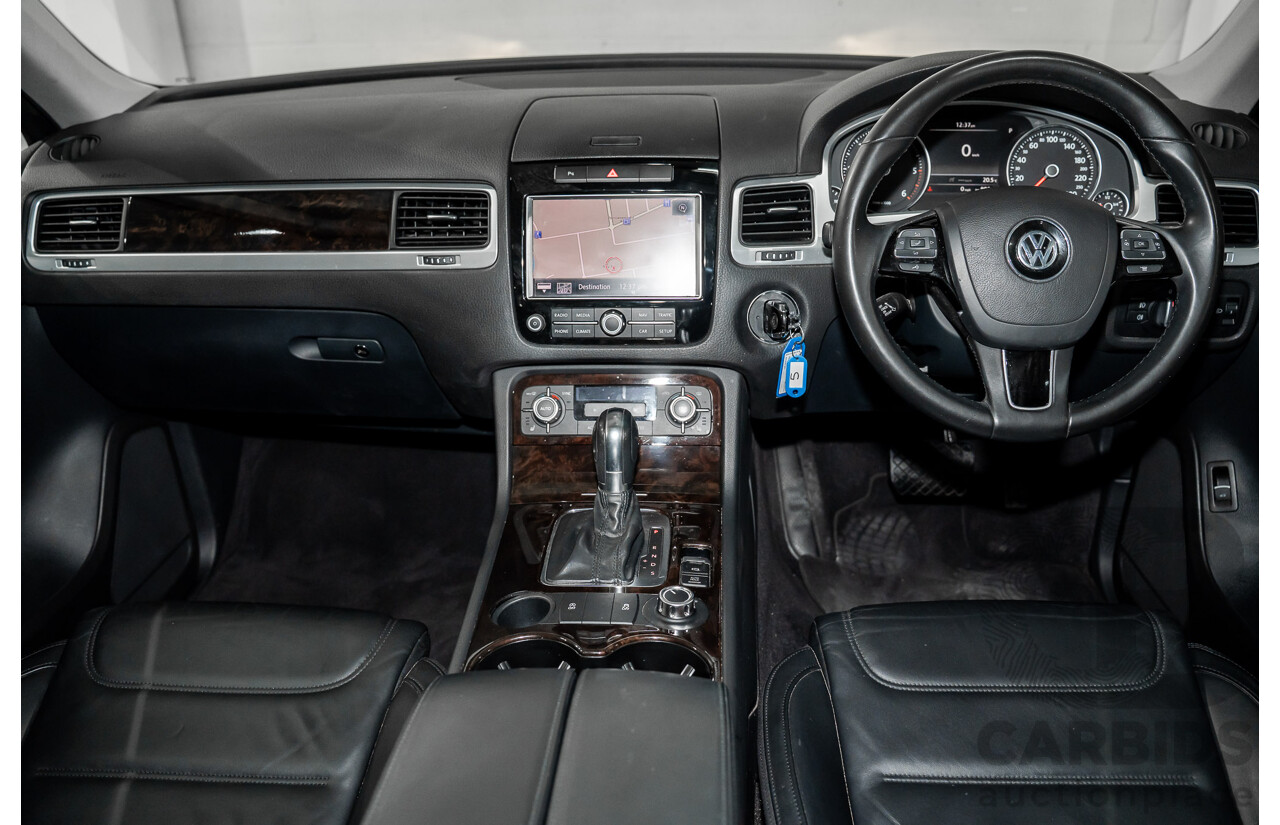 8/2012 Volkswagen Touareg V6 TDI 4Motion (AWD) 7P MY12 4d Wagon Deep Black Pearl Turbo Diesel V6 3.0L