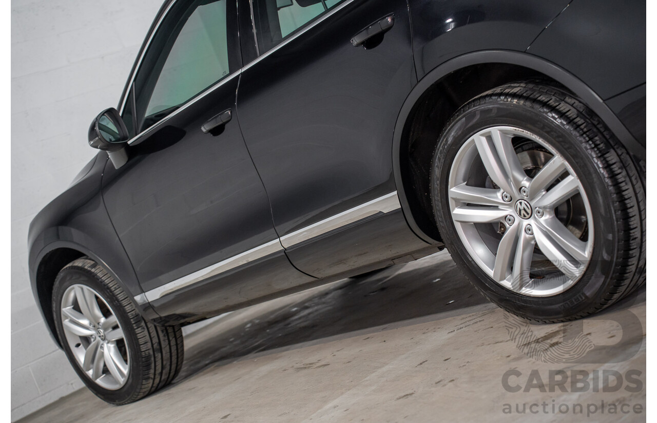 8/2012 Volkswagen Touareg V6 TDI 4xmotion 7P MY12 4d Wagon Deep Black Pearl Turbo Diesel V6 3.0L