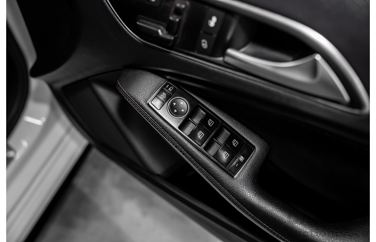 1/2015 Mercedes-Benz A45 AMG 176 MY15 5d Hatchback Cirrus White Turbo 2.0L