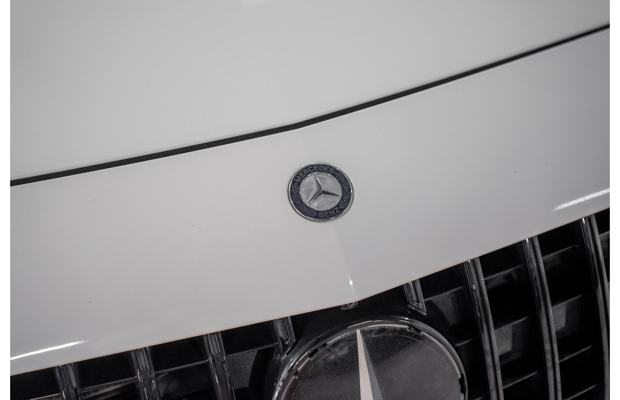 1/2015 Mercedes-Benz A45 AMG 176 MY15 5d Hatchback Cirrus White Turbo 2.0L