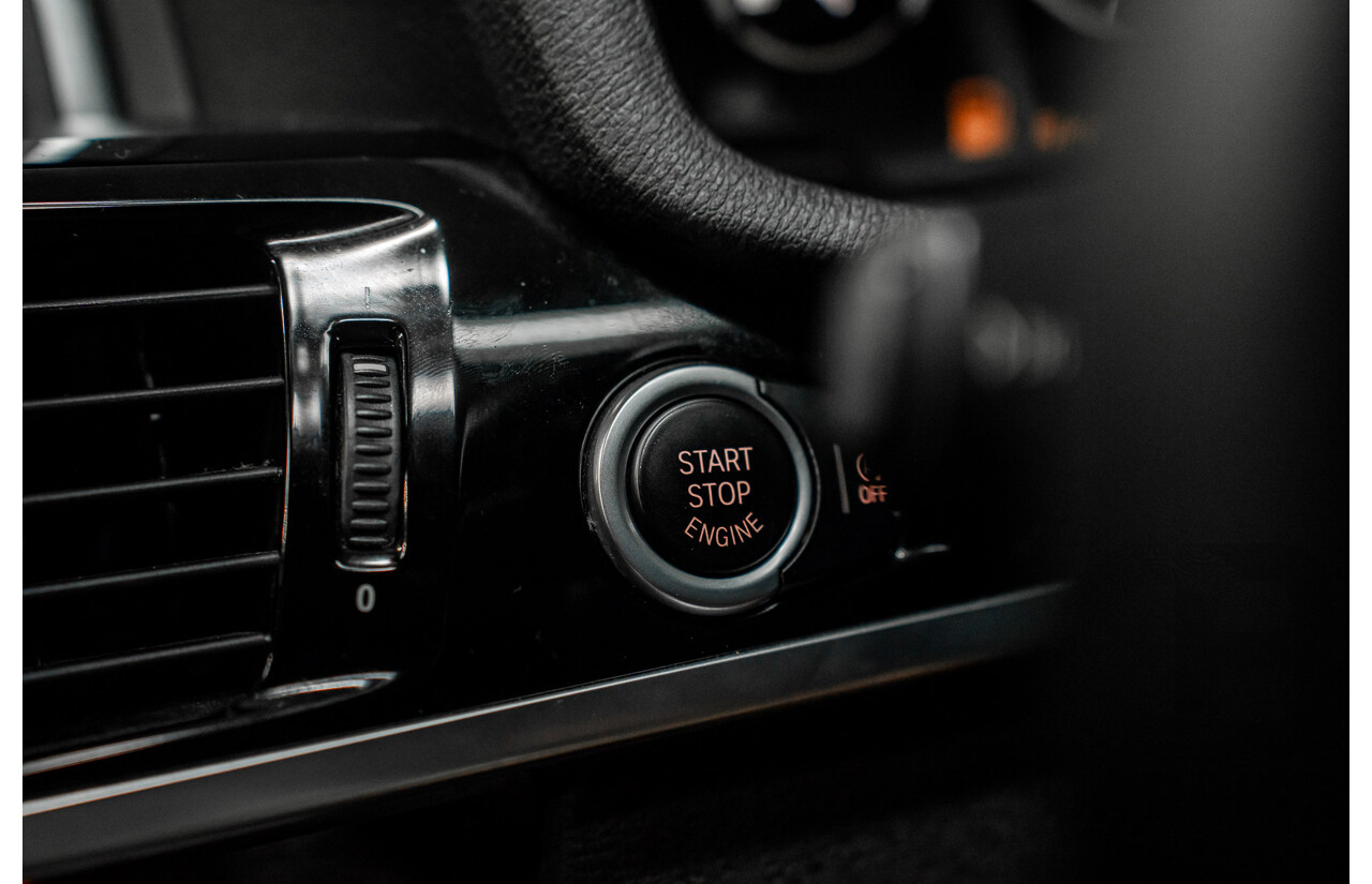 02/2016 BMW X4 xDRIVE 20i M Sport (AWD) F26 MY16 5d Coupe Alpine White Turbo 2.0L