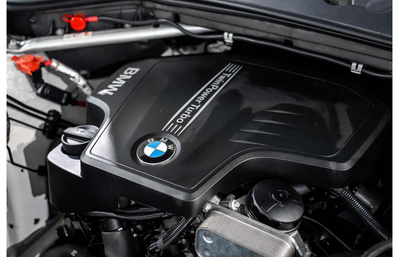 02/2016 BMW X4 xDRIVE 20i M Sport (AWD) F26 MY16 5d Coupe Alpine White Turbo 2.0L