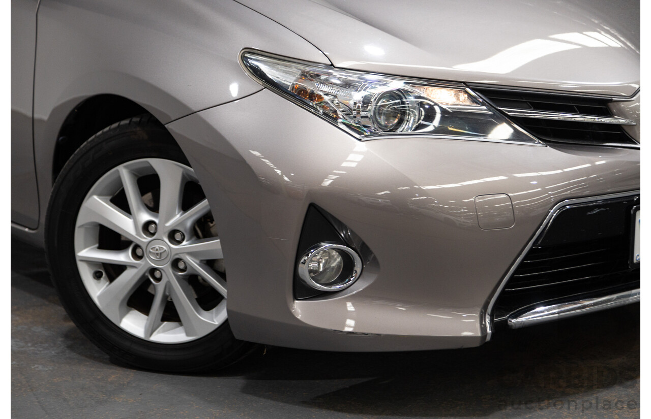 8/2014 Toyota Corolla Ascent Sport ZRE182R 5d Hatchback Advant Garde Bronze Metallic 1.8L