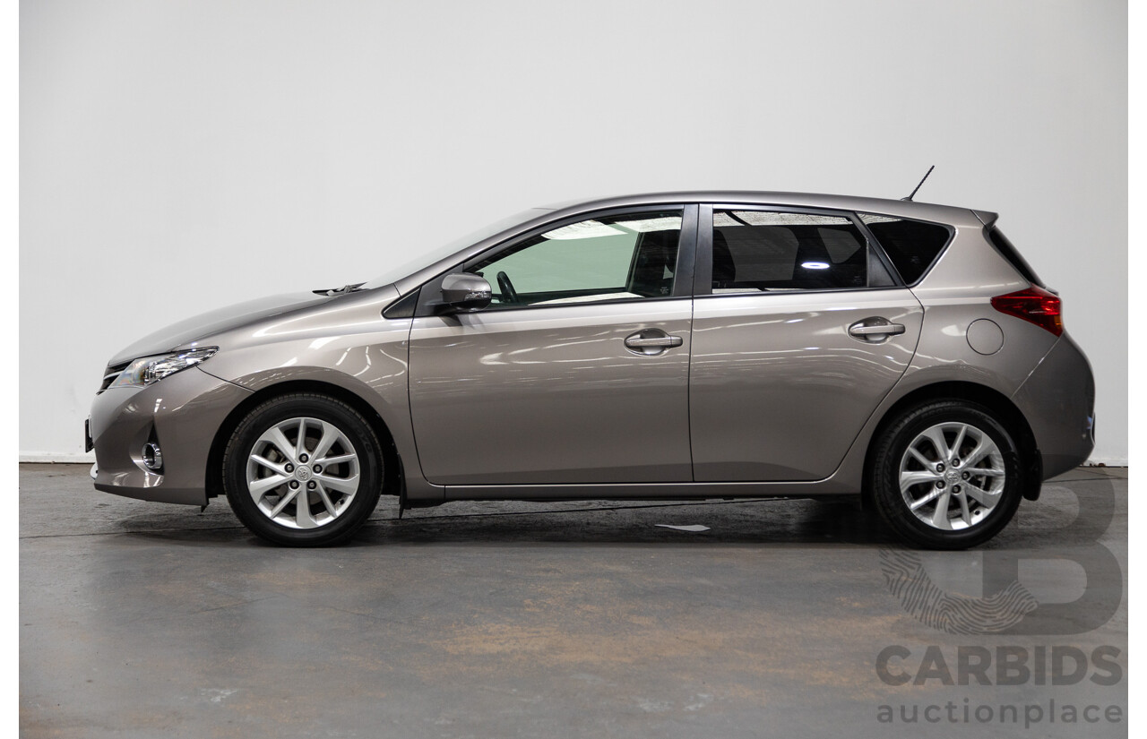 8/2014 Toyota Corolla Ascent Sport ZRE182R 5d Hatchback Advant Garde Bronze Metallic 1.8L