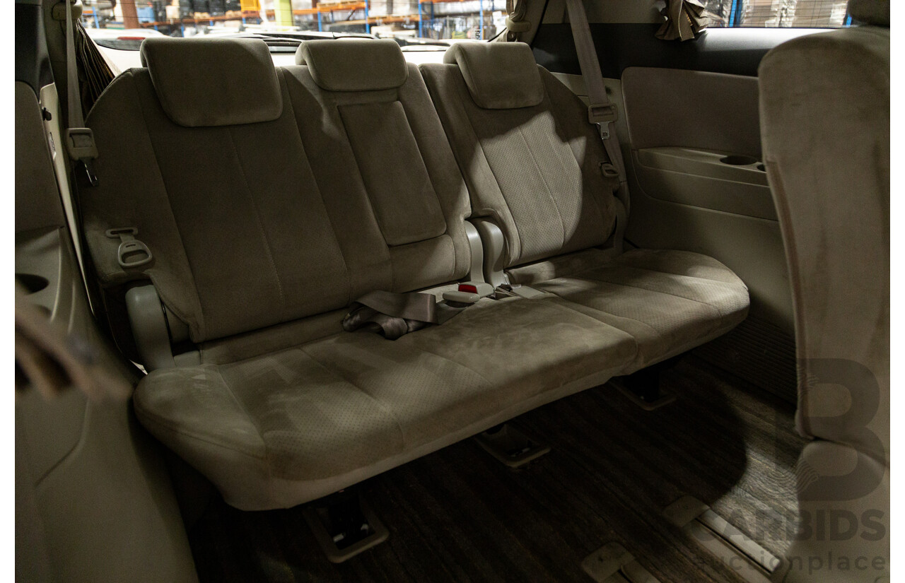 11/2007 Toyota Estima Hybrid (AWD) AHR20W 4d Wagon White 2.4L - 8 Seats