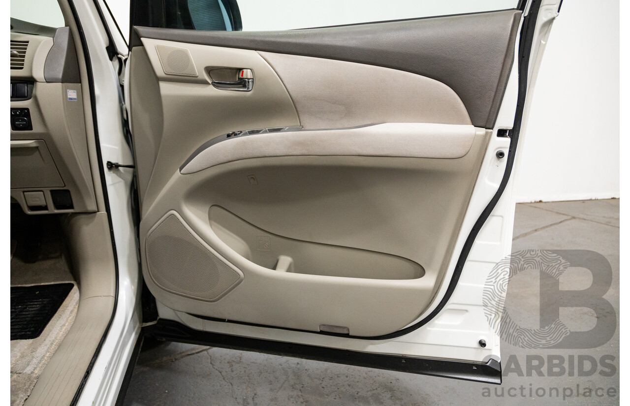11/2007 Toyota Estima Hybrid (AWD) AHR20W 4d Wagon White 2.4L - 8 Seats