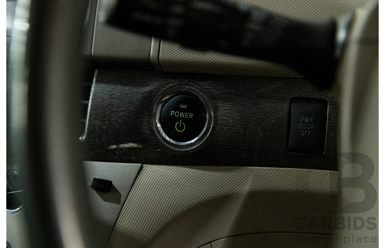 11/2007 Toyota Estima Hybrid (AWD) AHR20W 4d Wagon White 2.4L - 8 Seats