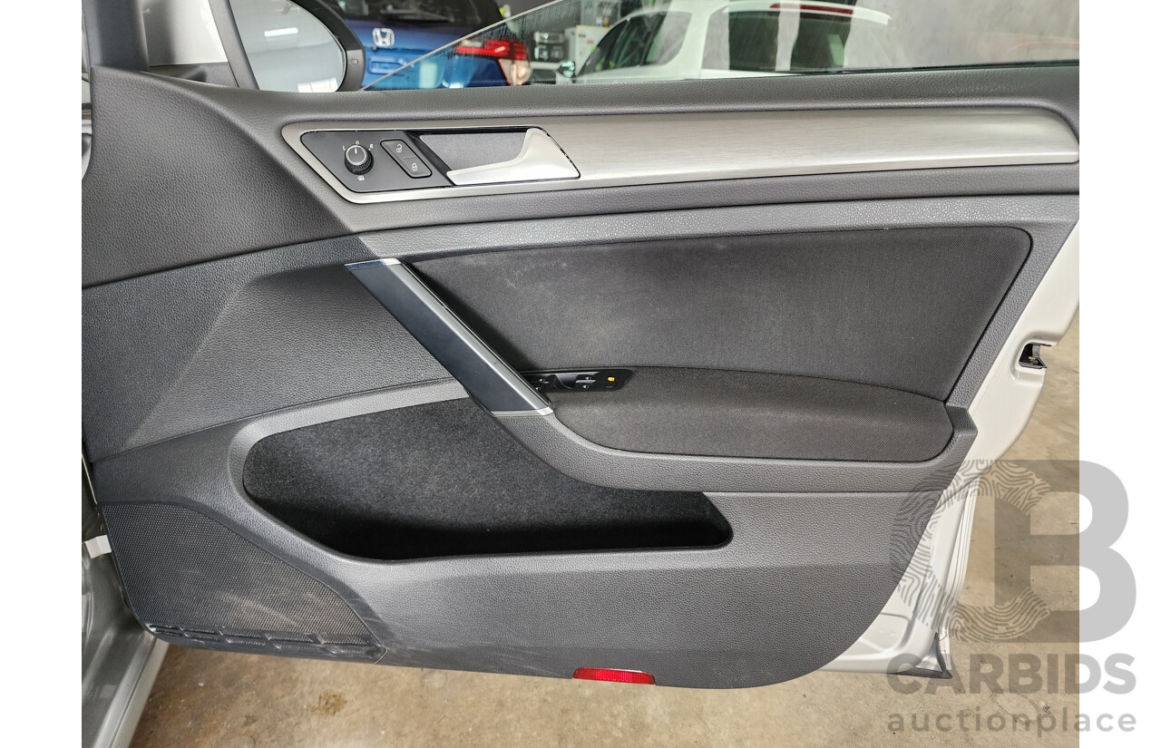 11/2013 Volkswagen Golf 90 TSI Comfortline AU 5d Hatchback Silver 1.4L