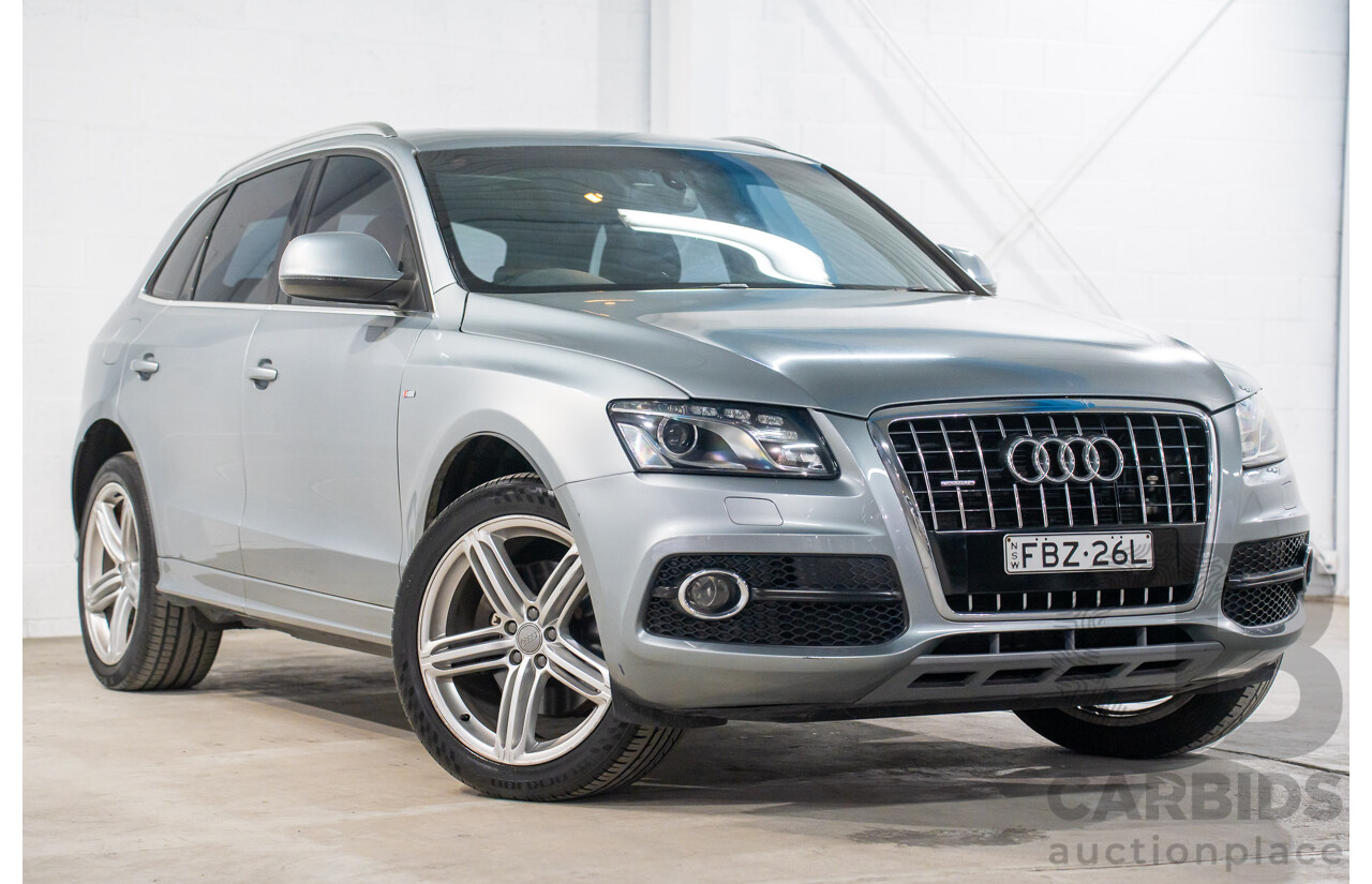4/2011 Audi Q5 3.2 FSI Quattro 8R MY11 4d Wagon Quartz Grey Metallic V6 3.2L