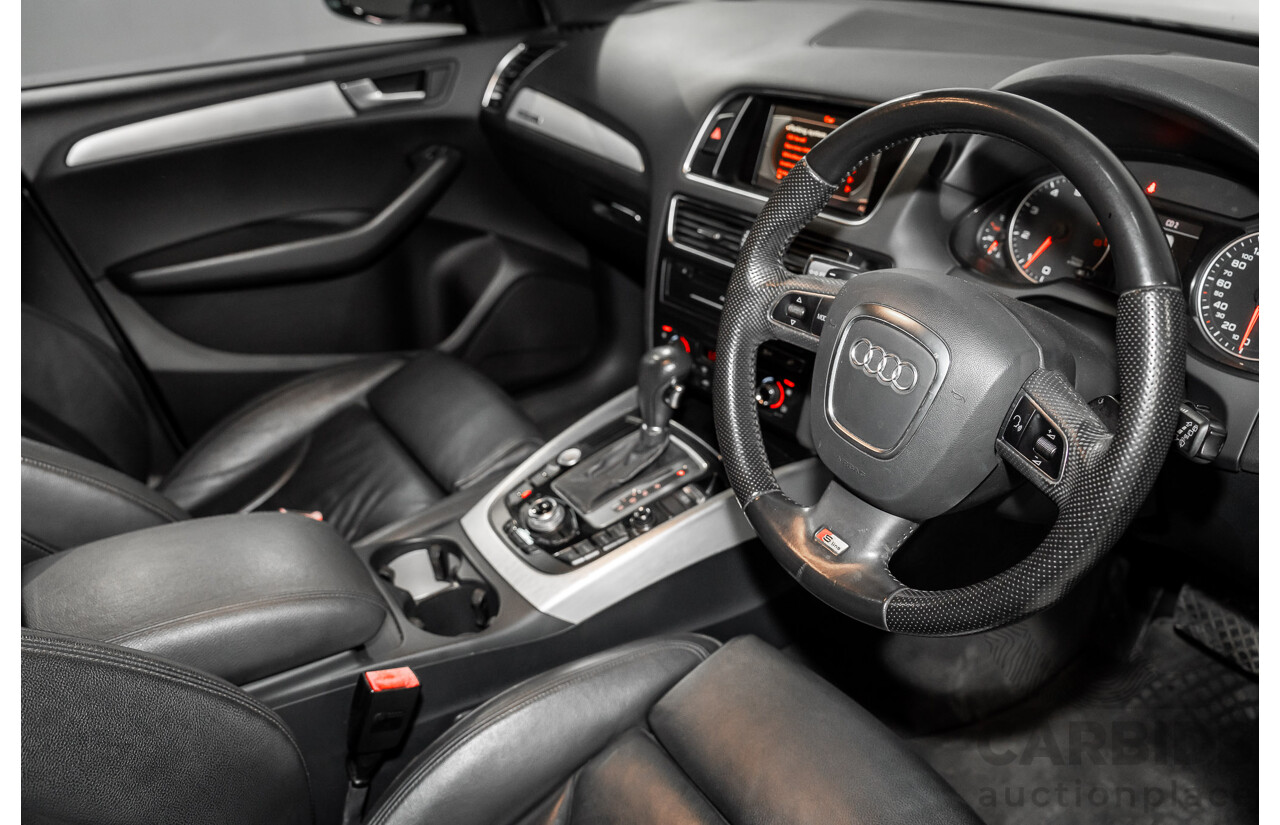 4/2011 Audi Q5 3.2 FSI Quattro 8R MY11 4d Wagon Quartz Grey Metallic V6 3.2L