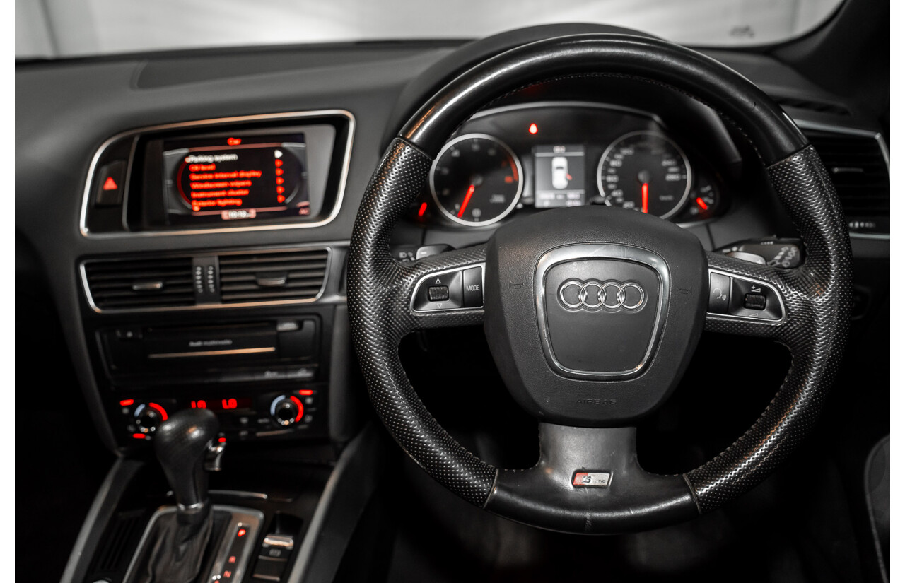 4/2011 Audi Q5 3.2 FSI Quattro 8R MY11 4d Wagon Quartz Grey Metallic V6 3.2L