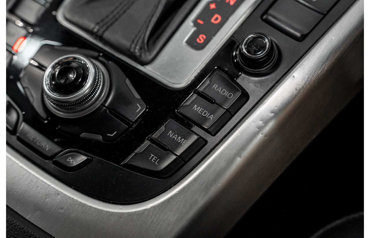 4/2011 Audi Q5 3.2 FSI Quattro 8R MY11 4d Wagon Quartz Grey Metallic V6 3.2L