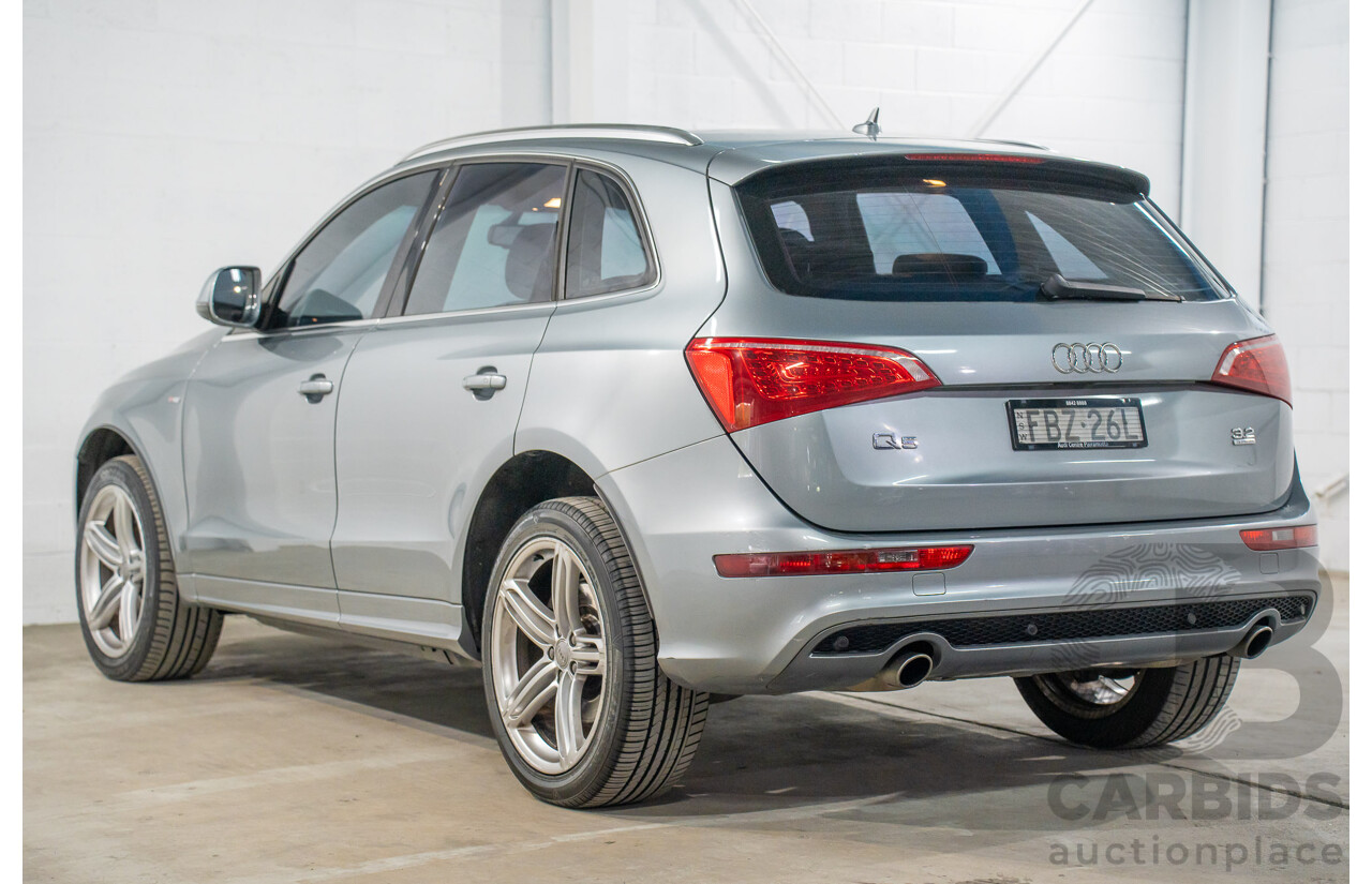 4/2011 Audi Q5 3.2 FSI Quattro 8R MY11 4d Wagon Quartz Grey Metallic V6 3.2L