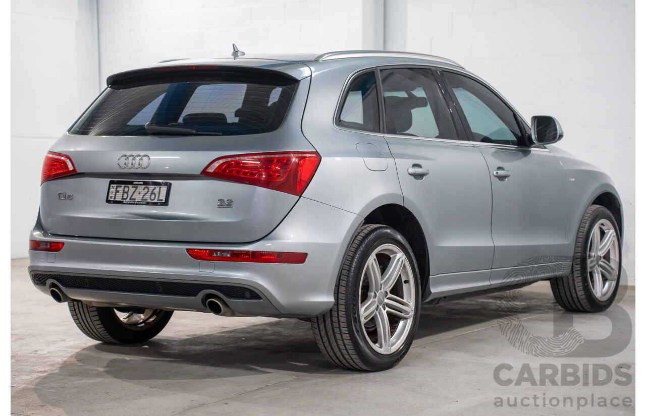 4/2011 Audi Q5 3.2 FSI Quattro 8R MY11 4d Wagon Quartz Grey Metallic V6 3.2L