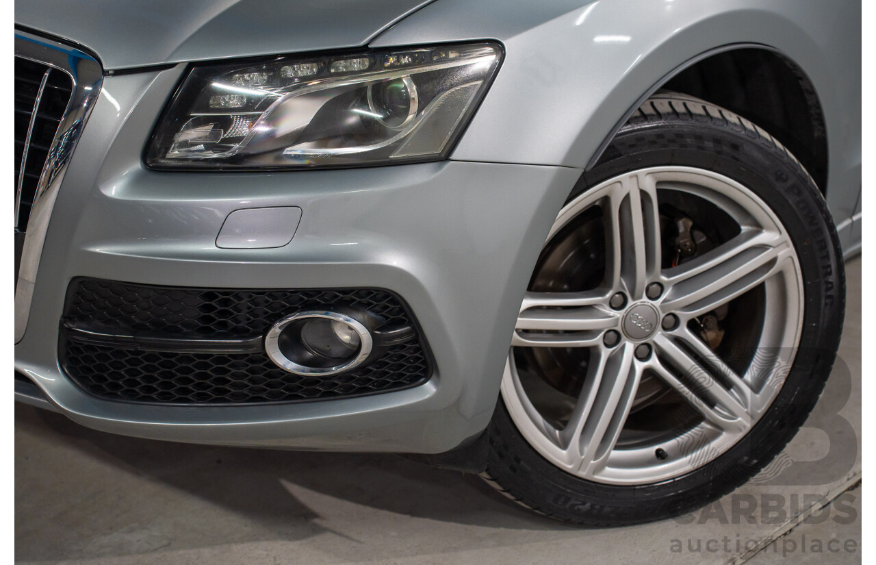 4/2011 Audi Q5 3.2 FSI Quattro 8R MY11 4d Wagon Quartz Grey Metallic V6 3.2L