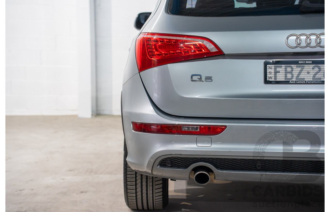 4/2011 Audi Q5 3.2 FSI Quattro 8R MY11 4d Wagon Quartz Grey Metallic V6 3.2L