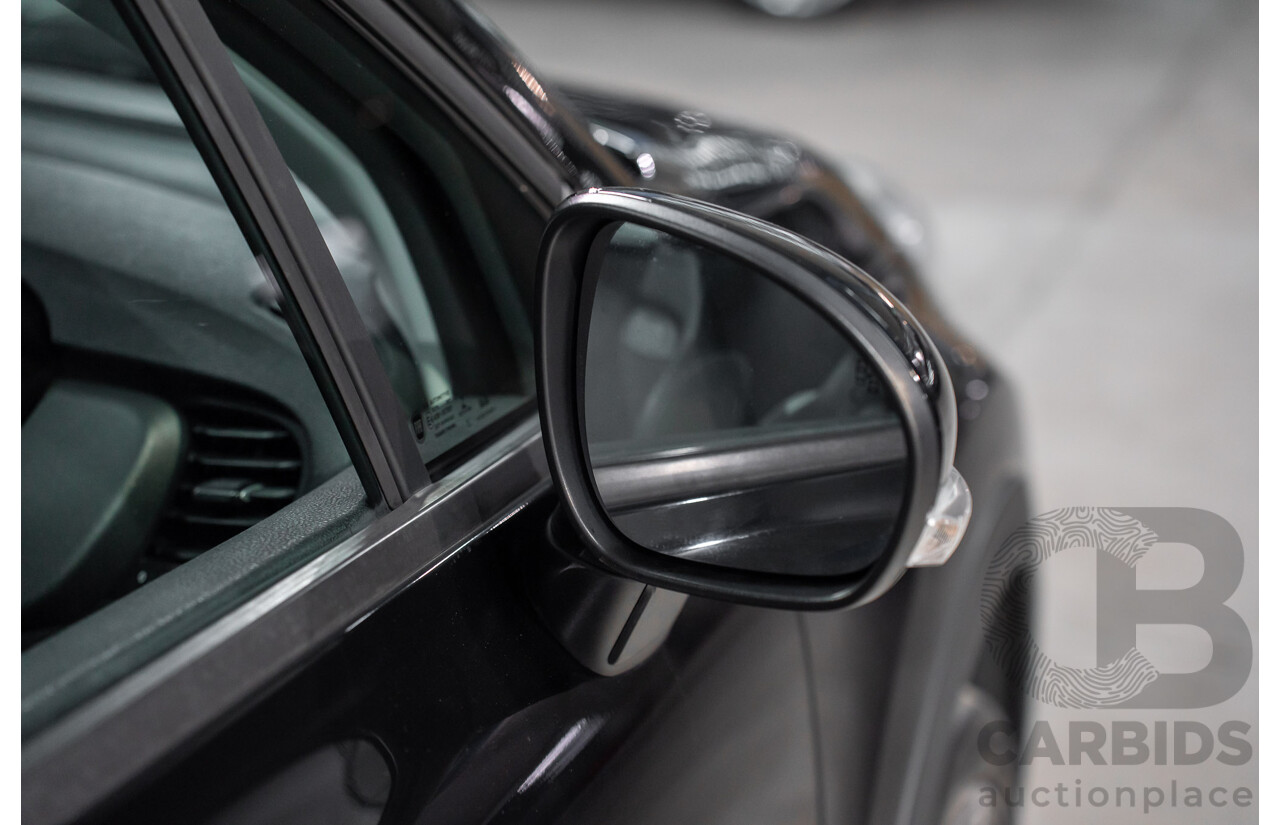 11/2017 Fiat 500X Cross Plus (AWD) 4d Wagon Solid Black Turbo 1.4L