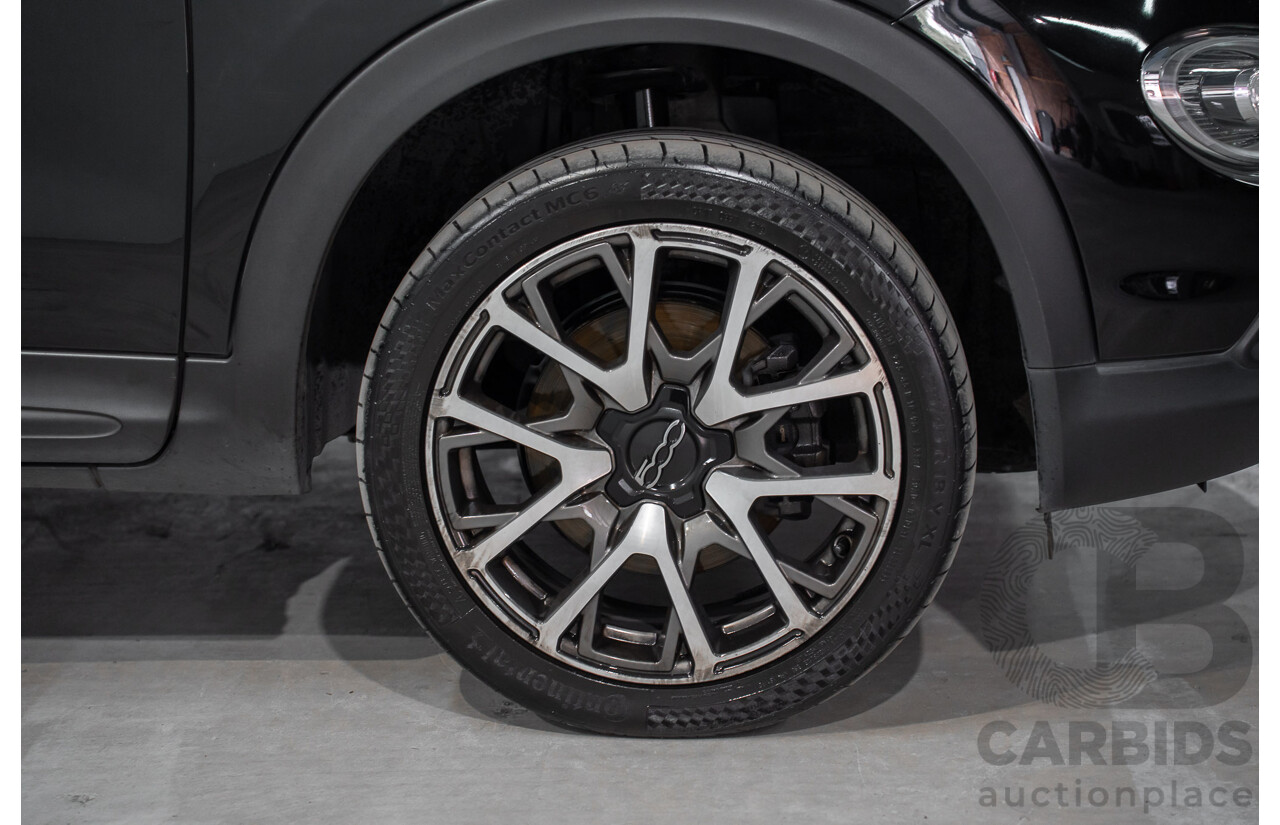 11/2017 Fiat 500X Cross Plus (AWD) 4d Wagon Solid Black Turbo 1.4L