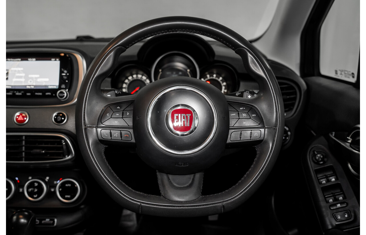 11/2017 Fiat 500X Cross Plus (AWD) 4d Wagon Solid Black Turbo 1.4L