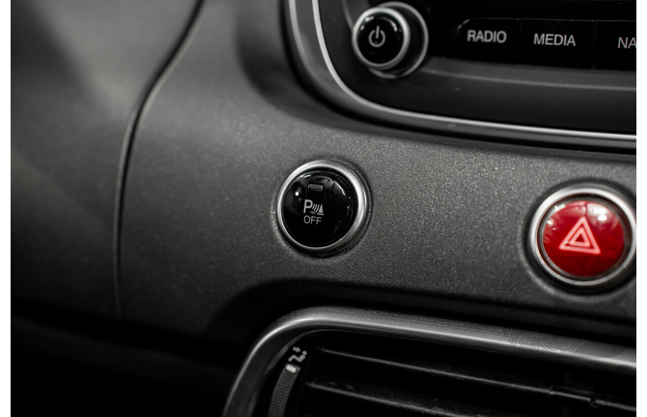 11/2017 Fiat 500X Cross Plus (AWD) 4d Wagon Solid Black Turbo 1.4L