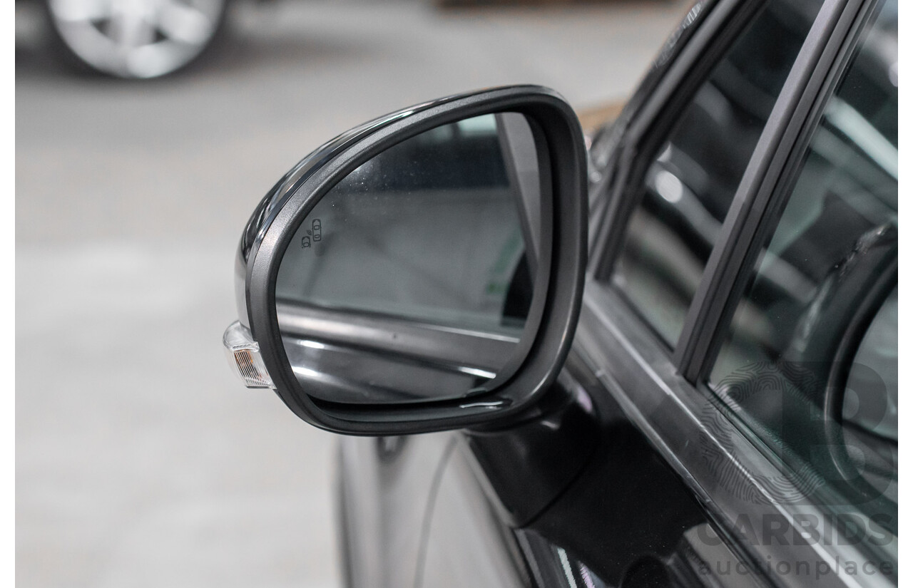 11/2017 Fiat 500X Cross Plus (AWD) 4d Wagon Solid Black Turbo 1.4L