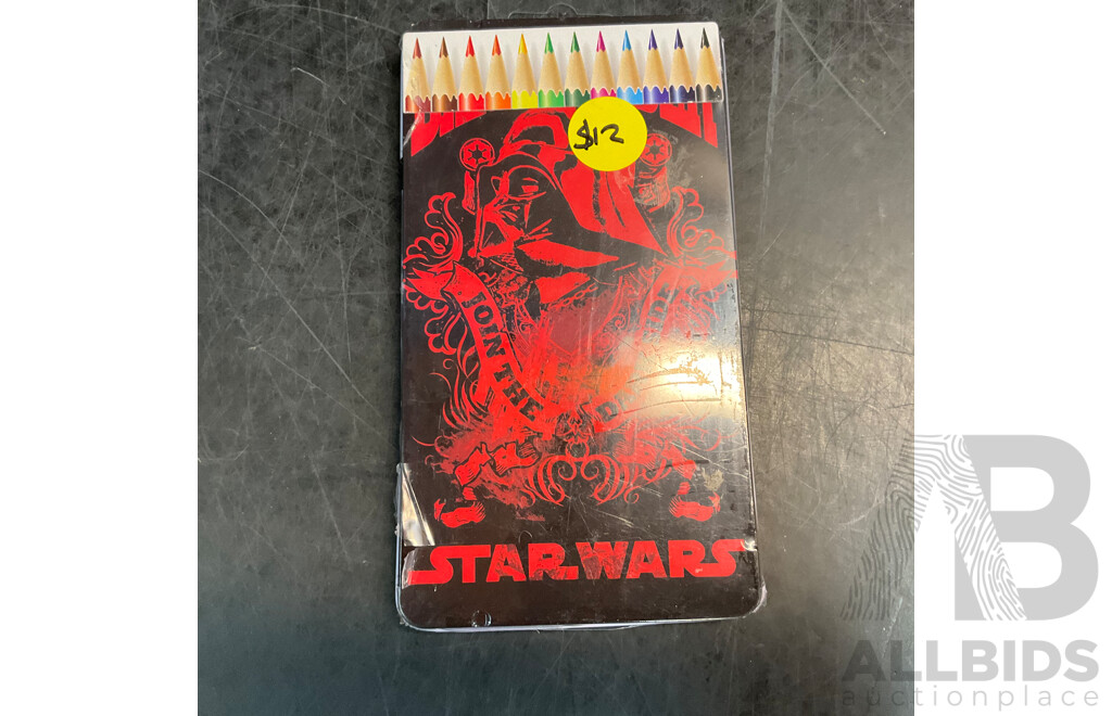 Assorted STAR WARS Collectible Cards & Books & Puzzle & More