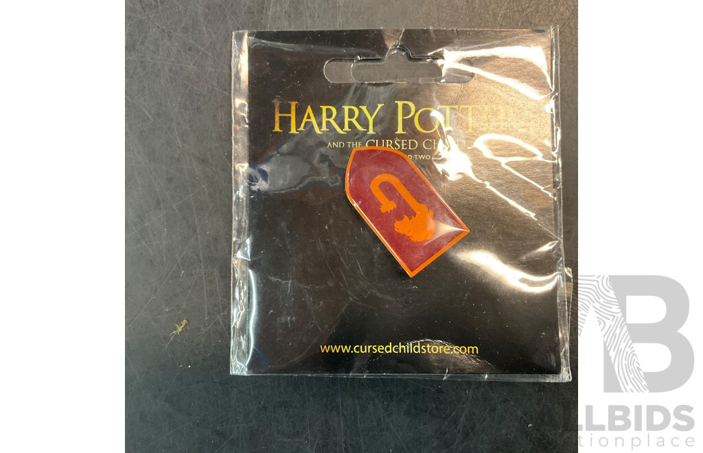 Star Wars Jabba the Hutt's Hookah Pipe 1983 Authentic Kenner Accessory Pack & ET, Sitich, Disney Haunted Mansion Pins & More