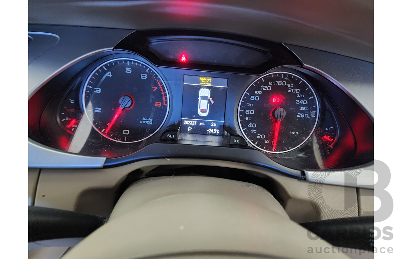 2/2012 Audi A4 2.0 TFSI Quattro B8 (8K) MY12 4d Sedan Blue 2.0L