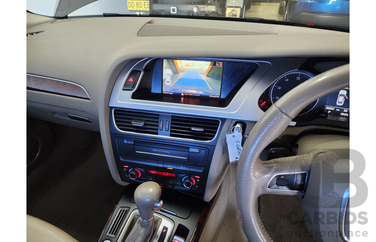 2/2012 Audi A4 2.0 TFSI Quattro B8 (8K) MY12 4d Sedan Blue 2.0L