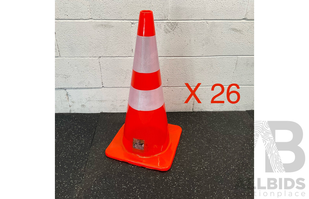 Traffic Cone with Reflective Band 700mm - Lot of 26