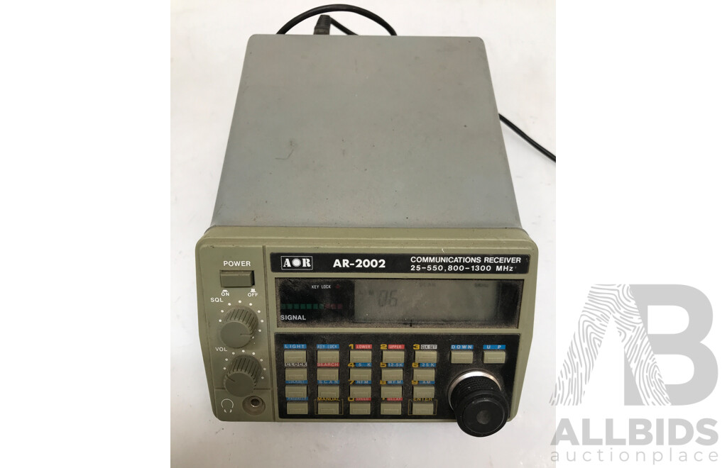 Vintage AOR (AR-2002) Communications Receiver