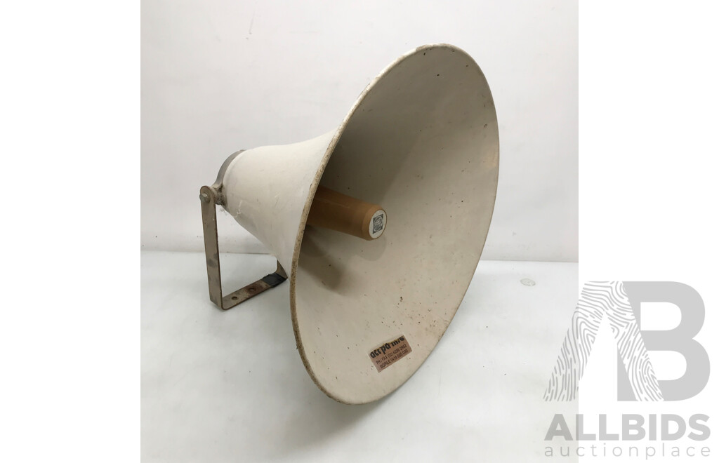 TOA (TH-60L) Reflex Horn Speaker