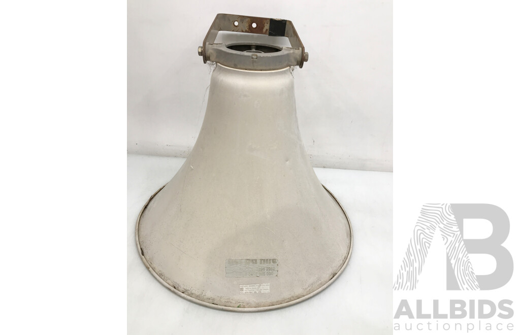 TOA (TH-60L) Reflex Horn Speaker