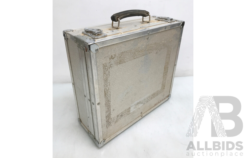 Zebra (TLP 2824) Plus Thermal Label Printer with Case